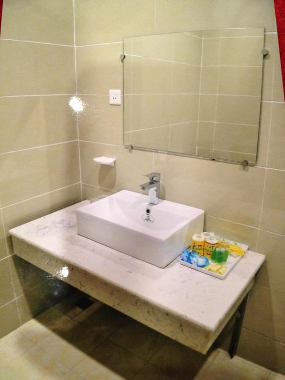Hotel Myitkyinā Zimmer foto